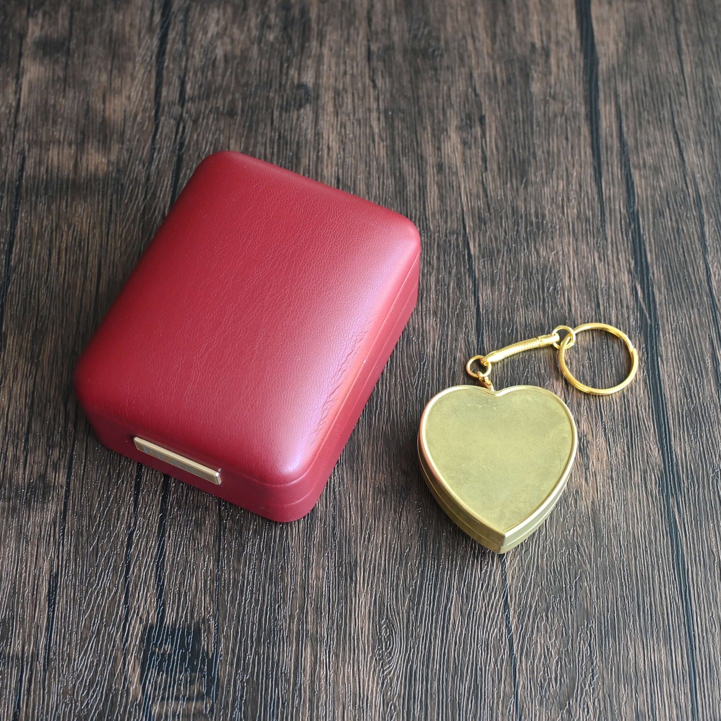 Premium Mini Heart-Shaped Brass Music Box Keychain (Multiple Tunes Available)